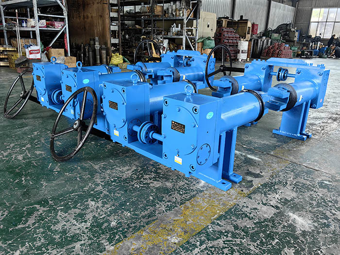 錐齒輪螺旋絲桿升降機-螺旋絲桿升降機