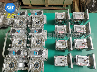 NMRV鋁合金微型蝸桿減速機(jī)-微型蝸桿減速機(jī)-鋁合金蝸桿減速機(jī)
